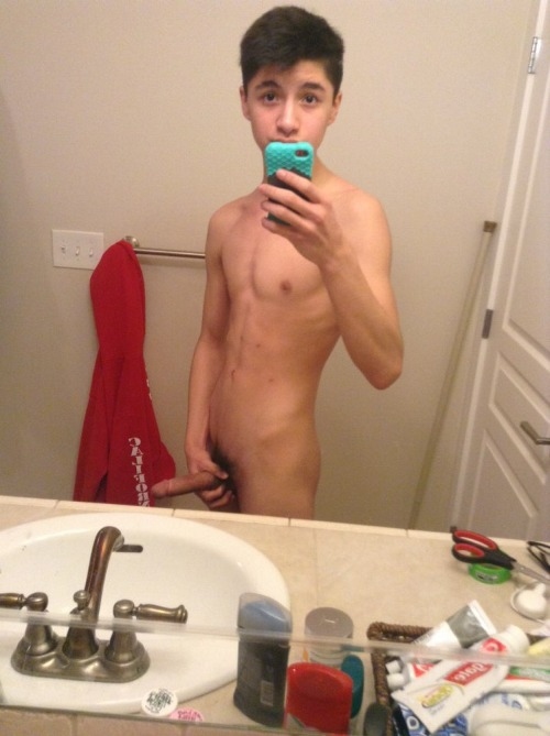 Horny Teenguy Sexting Pics